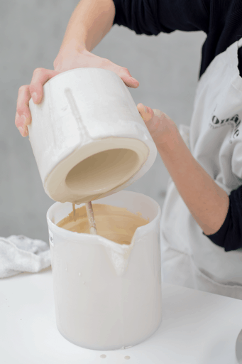 monane-handmade-ceramics-keramik-workshop-Porzellan1-10