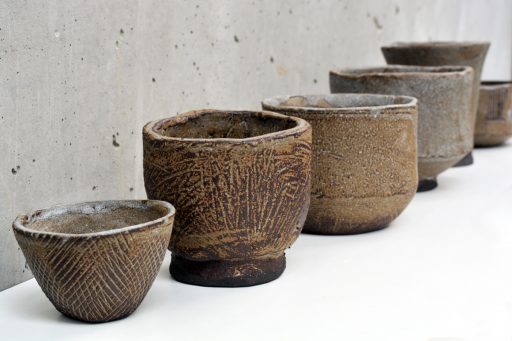 monane-handmade-ceramics-workshop-trinkgefässe-18